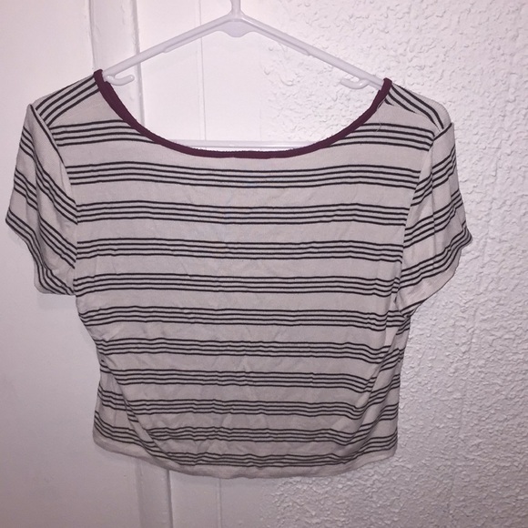 Striped crop top - Picture 3 of 3
